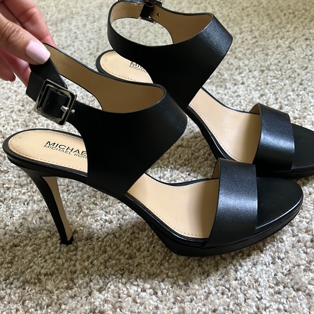 New Michael Kors black heels